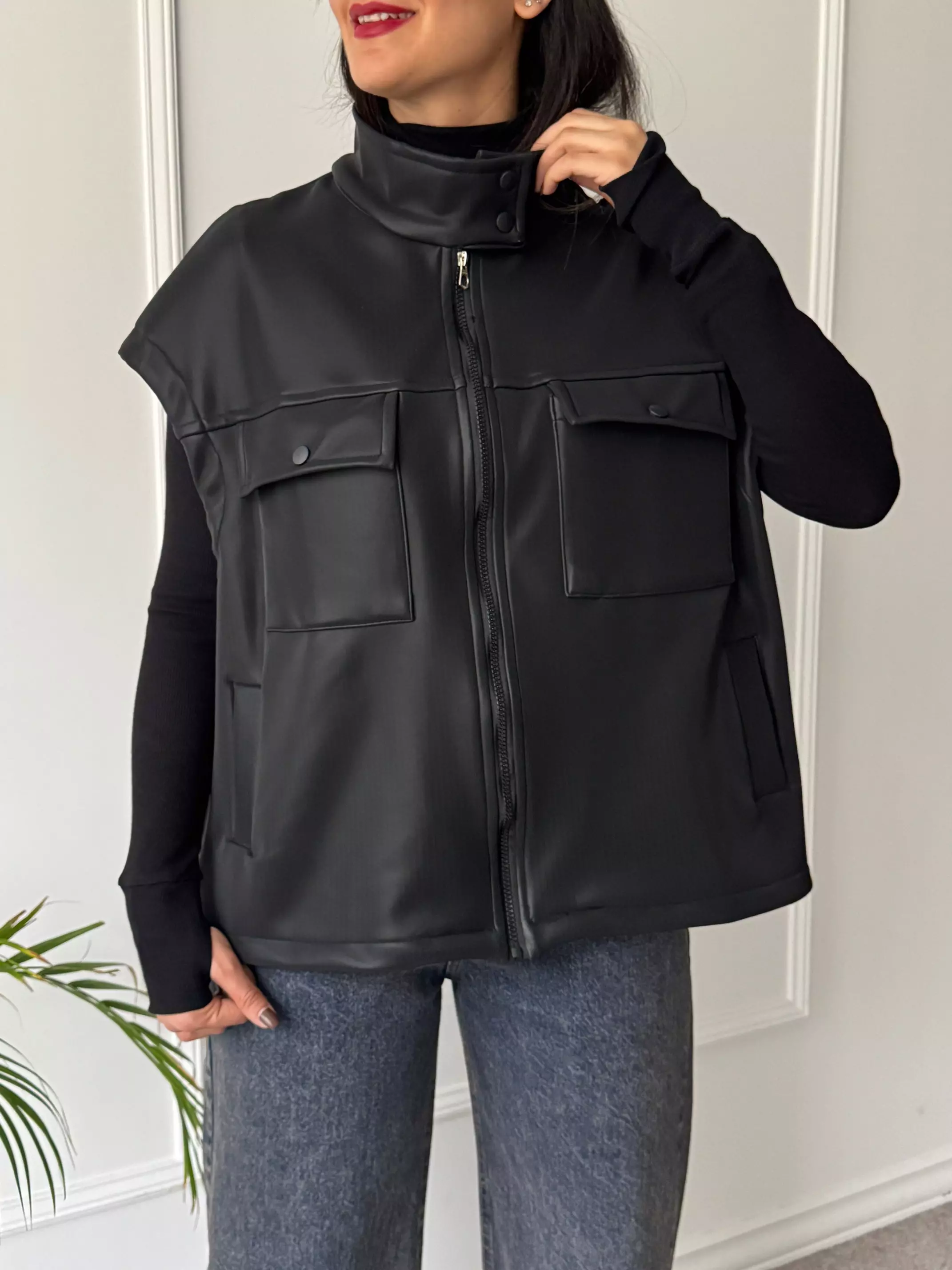 وست چرم اسپرت